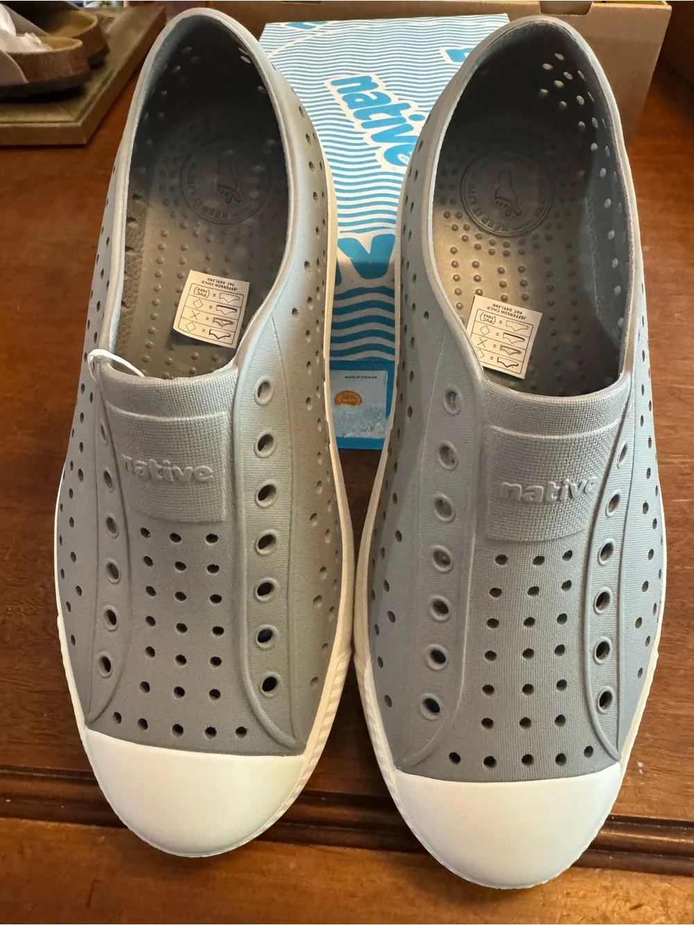 Native Kids Jefferson Slip-On Water Shoes in Gray and White